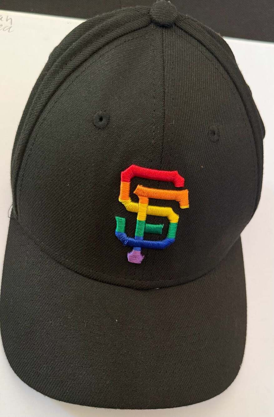 San Francisco Giants New Era 39THIRTY Pride Rainbow Logo Stretch Fit Hat - Black